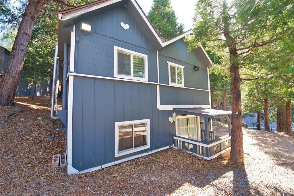 29083 Hook Creek