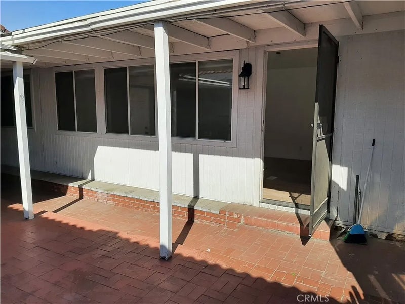 1652 Home Terrace