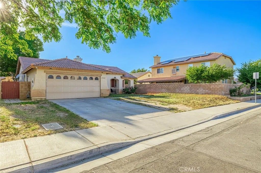 Photo of 45827 Caledonia Court, Lancaster, CA 93534 (MLS # SR26091064)