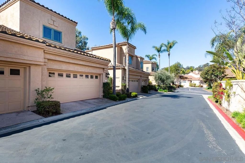 Photo of 3786 Paseo Vista Famosa, Rancho Santa Fe, CA 92091 (MLS # 260012115)
