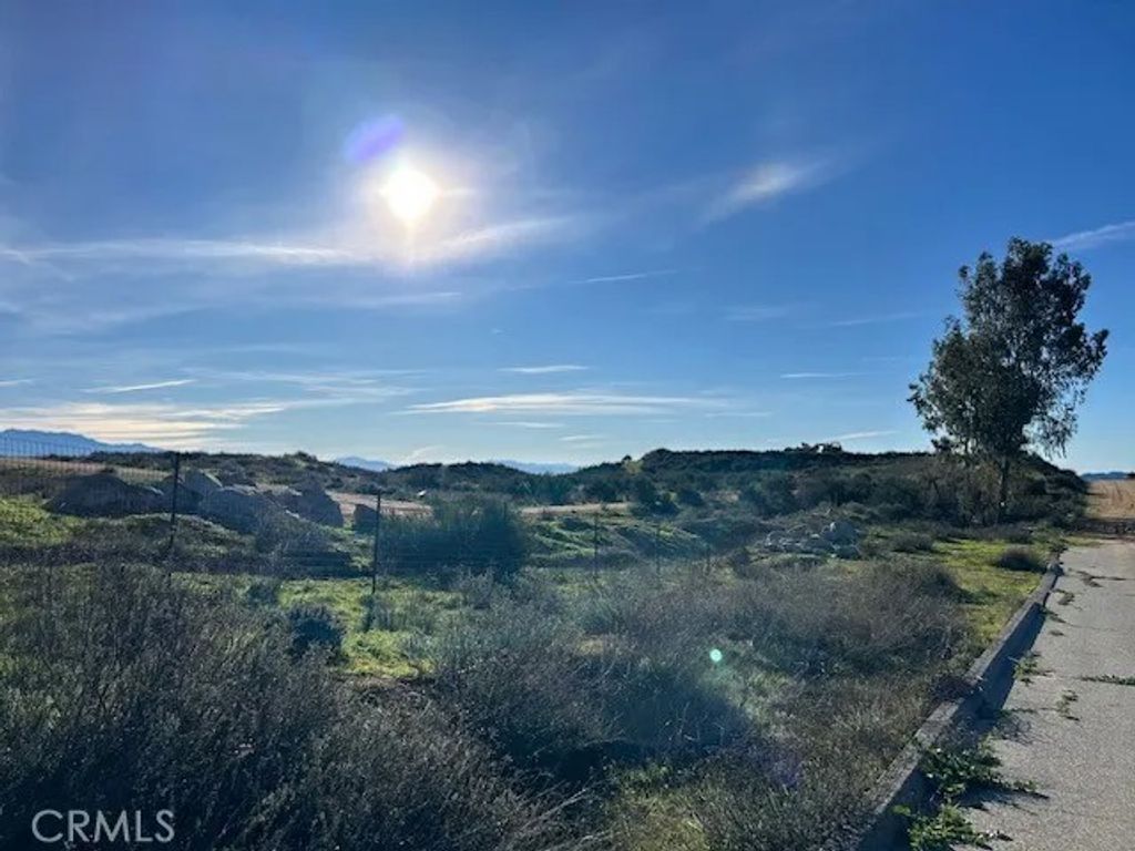 Photo of 0 Hollie, Colton, CA 92324 (MLS # IV26008869)