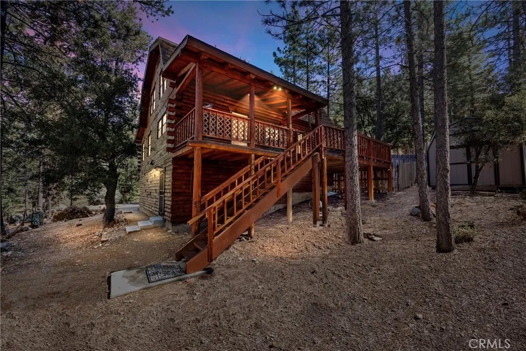 1521 Dogwood Way
