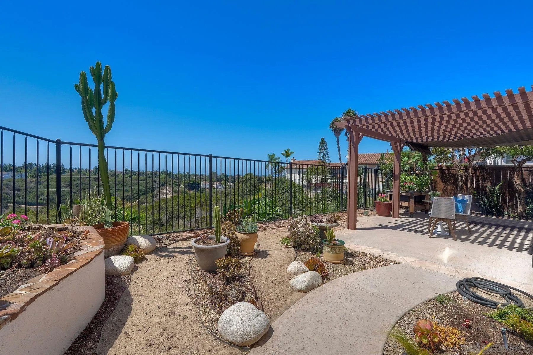 1469 TURQUOISE DRIVE