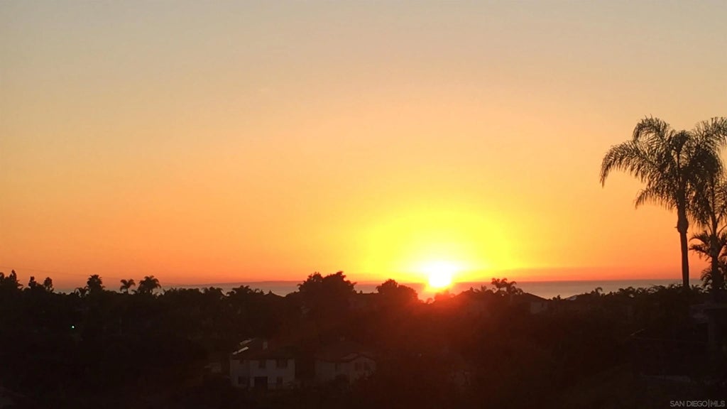 Photo of 1469 Turquoise Drive, Carlsbad, CA 92011 (MLS # 260021518)