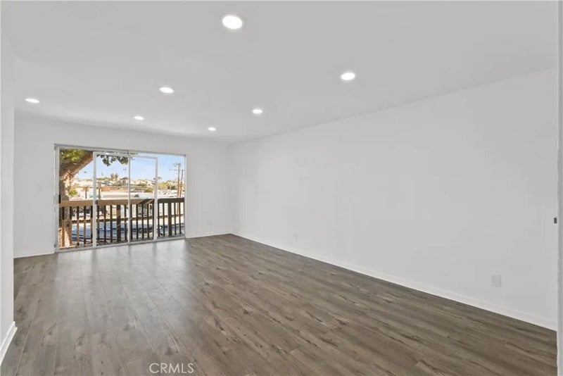 730 N Eucalyptus Ave 25