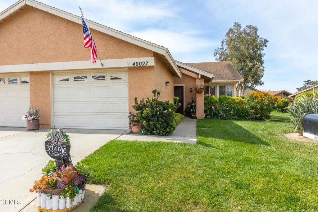 40027 Village 40
