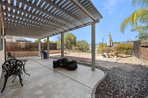 Tiny photo for 39823 Hillsboro Circle, Murrieta, CA 92562 (MLS # ND25251171)