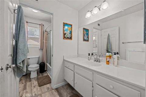 Tiny photo for 39823 Hillsboro Circle, Murrieta, CA 92562 (MLS # ND25251171)