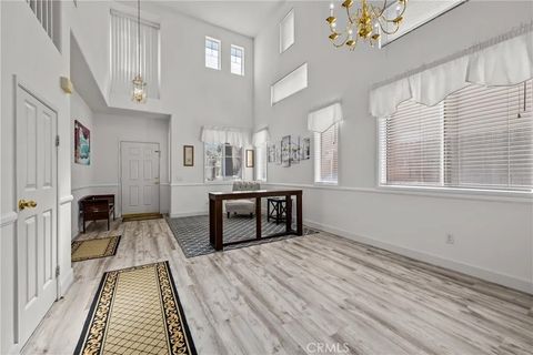 Tiny photo for 39823 Hillsboro Circle, Murrieta, CA 92562 (MLS # ND25251171)