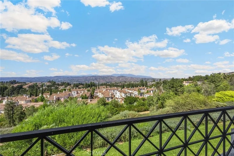 8063 E Sandstone Drive