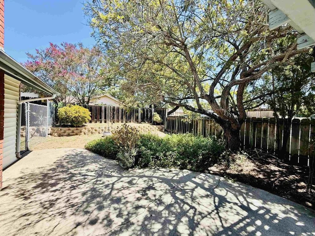 14744 Roberto Rio Road