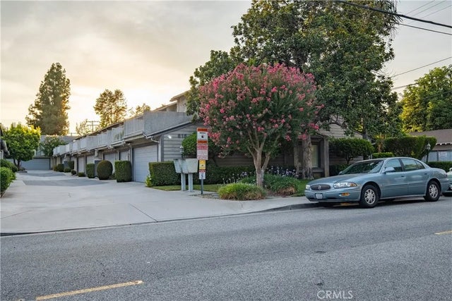 615 Monterey E #E, Monrovia
