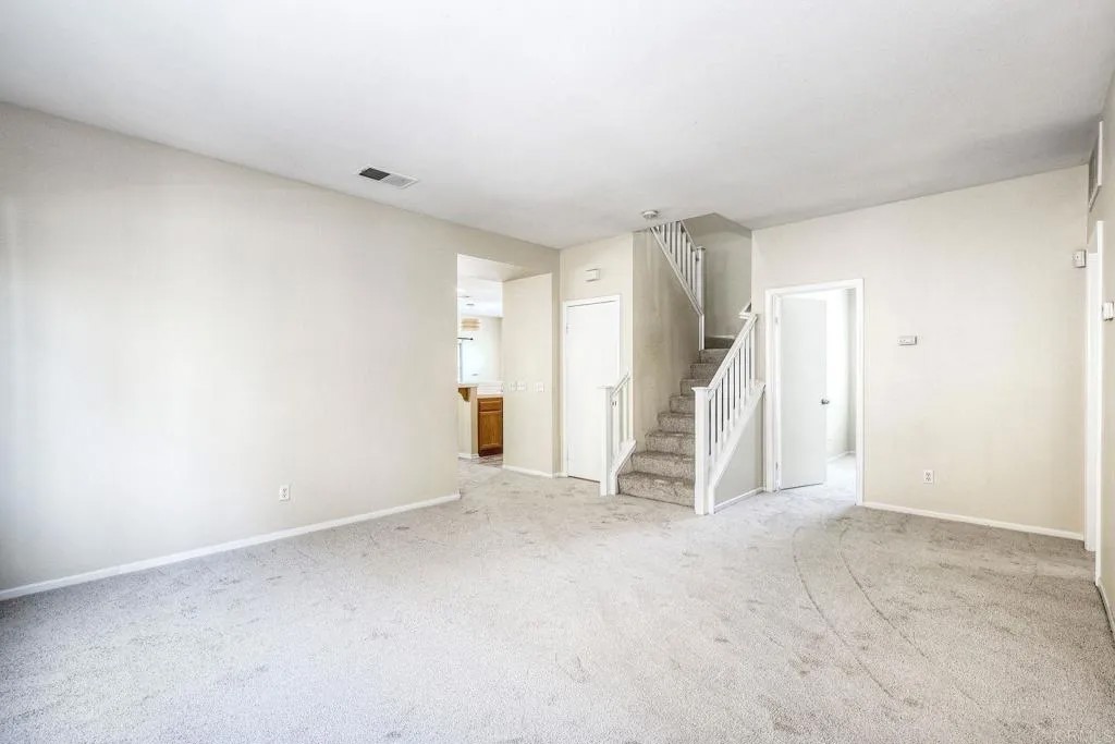 1425 Long View Drive