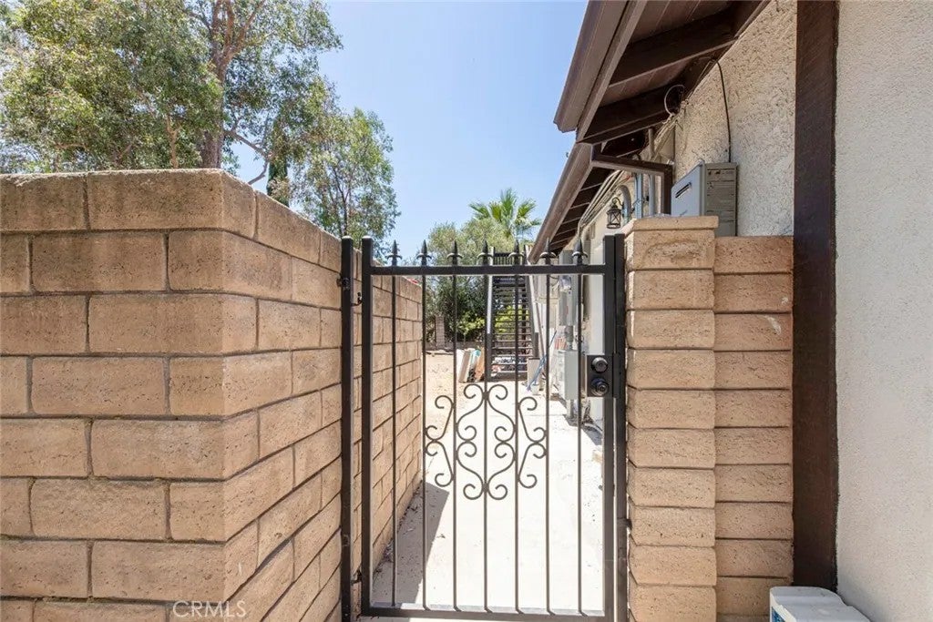 Photo of 13473 Mission Tierra Way, Granada Hills, CA 91344 (MLS # GD26189488)