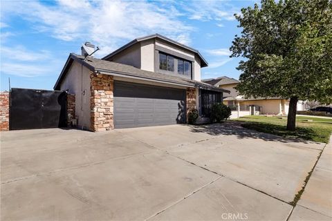 Photo of 153 Deblynn Court, Palmdale, CA 93550 (MLS # BB26031108)