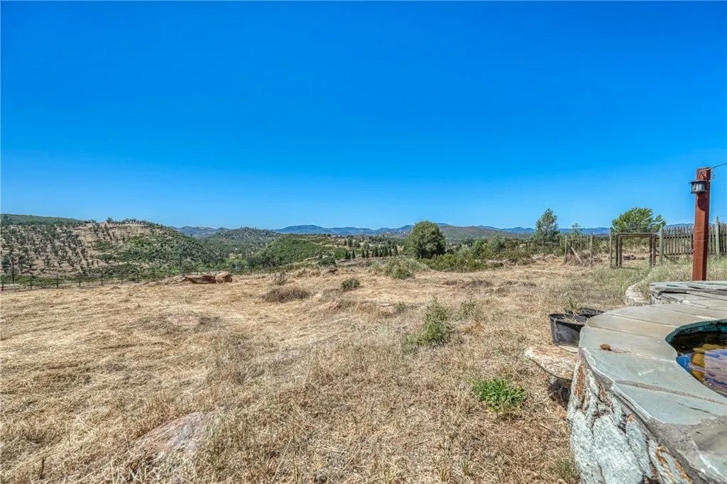 21738 Yankee Valley