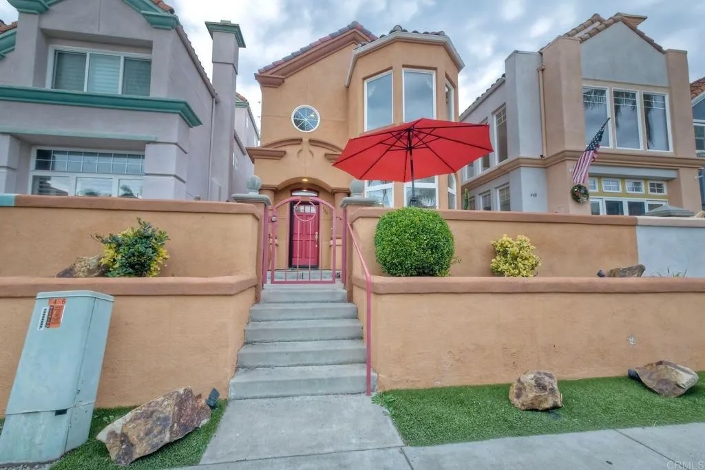 456 N Cleveland Street