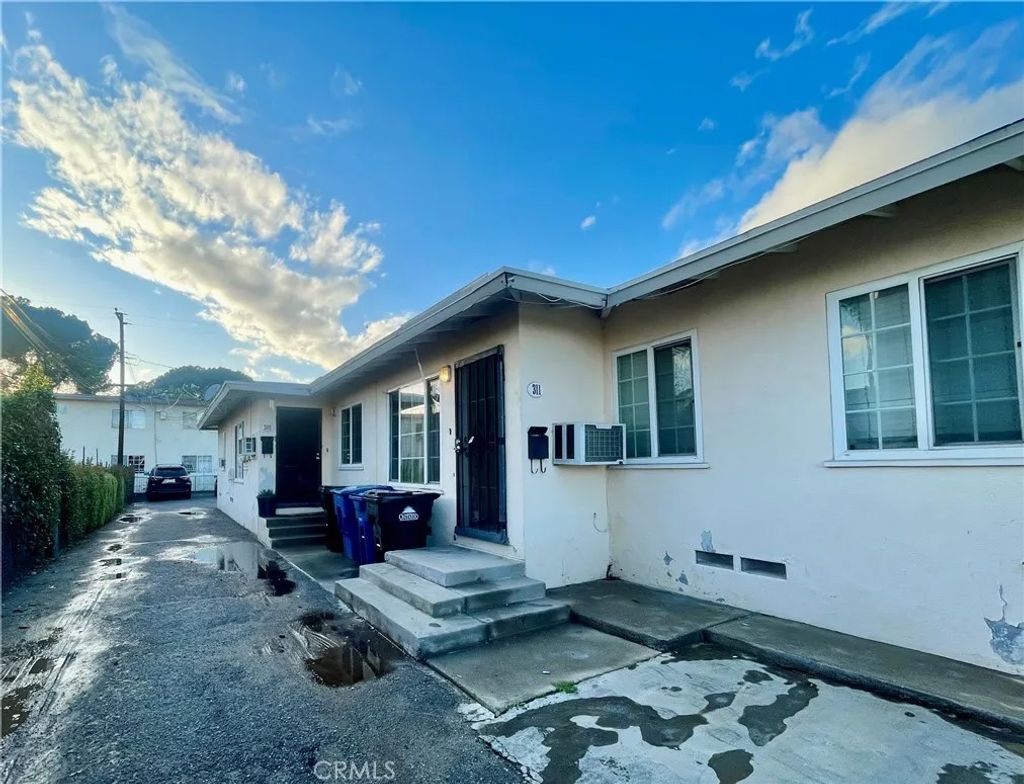 Photo of 311 N Beverly Court, Ontario, CA 91762 (MLS # CV26043072)