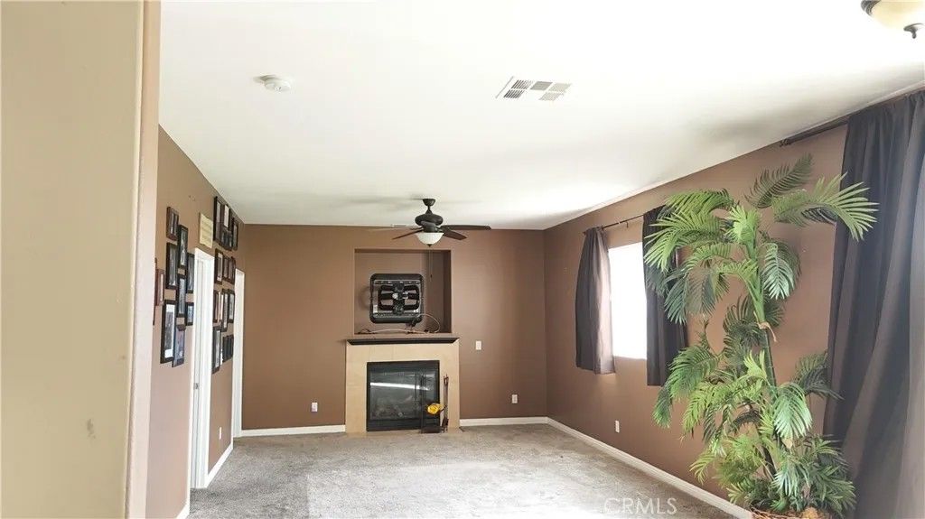 Photo of 176 Nightfall Rd, San Jacinto, CA 92582 (MLS # SW26004236)