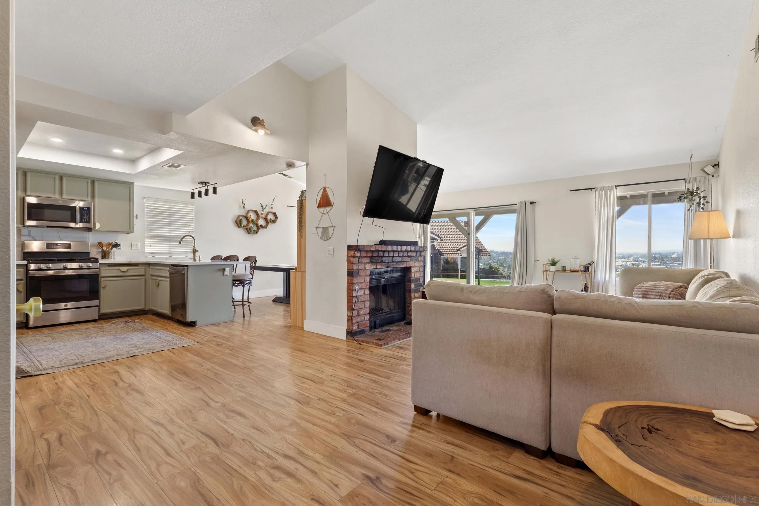 1429 Archwood Place