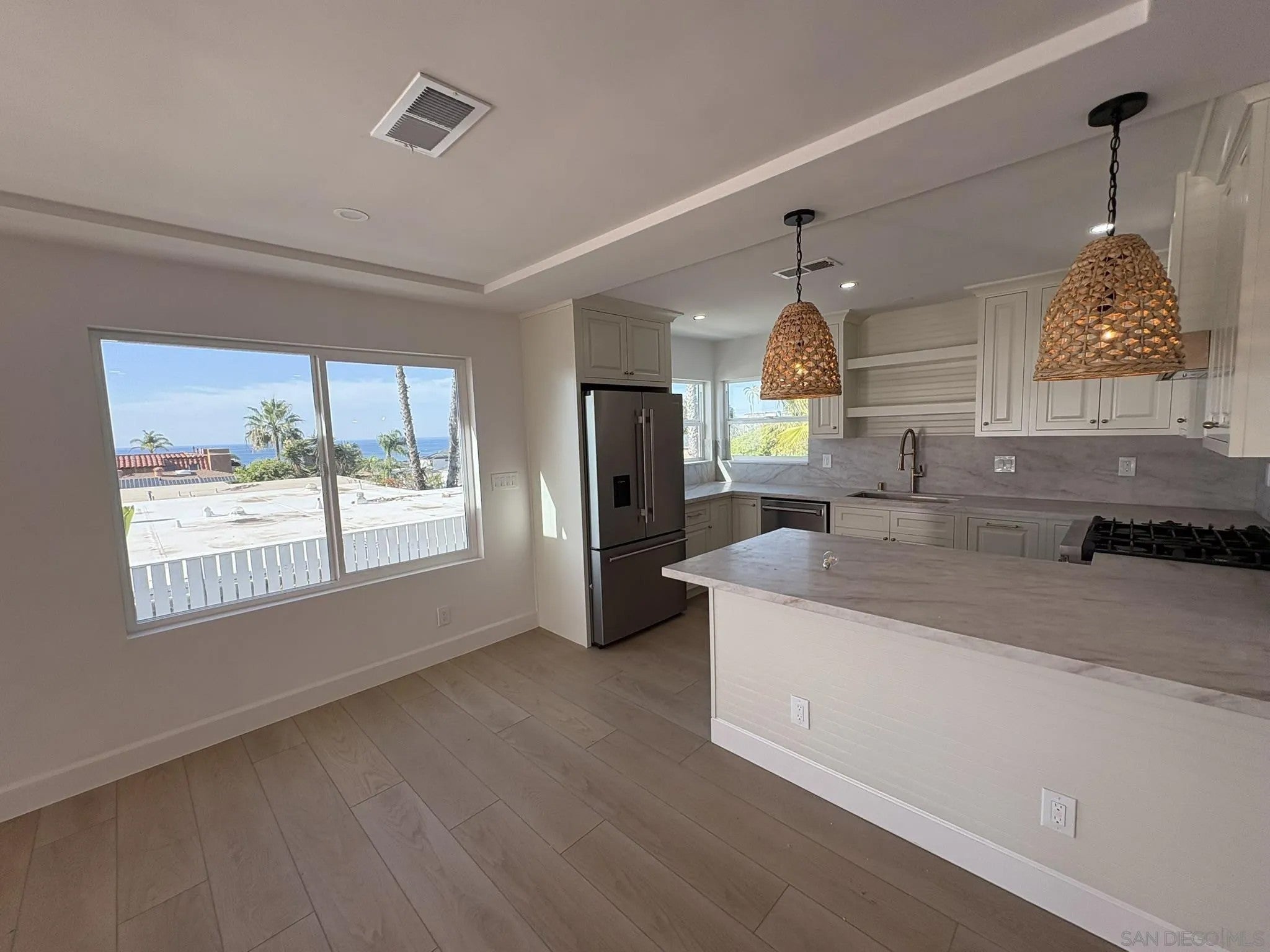 4535 Coronado