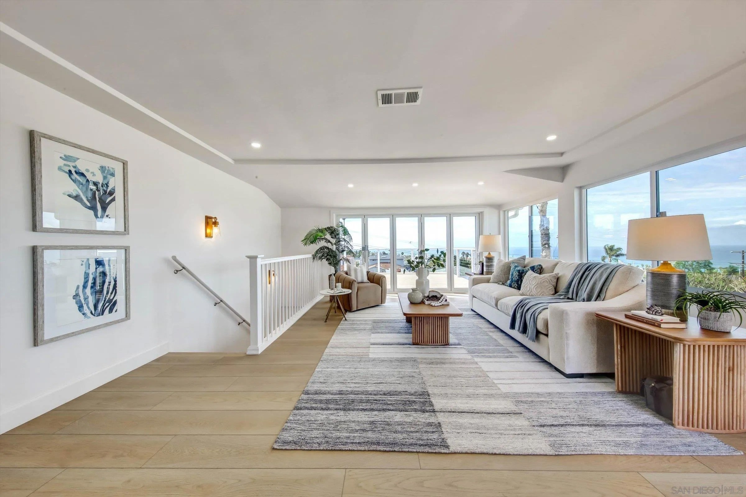 4535 Coronado