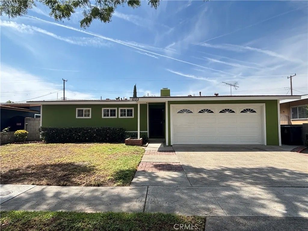 Photo of 1022 Concord St, Santa Ana, CA 92701 (MLS # PW26072489)
