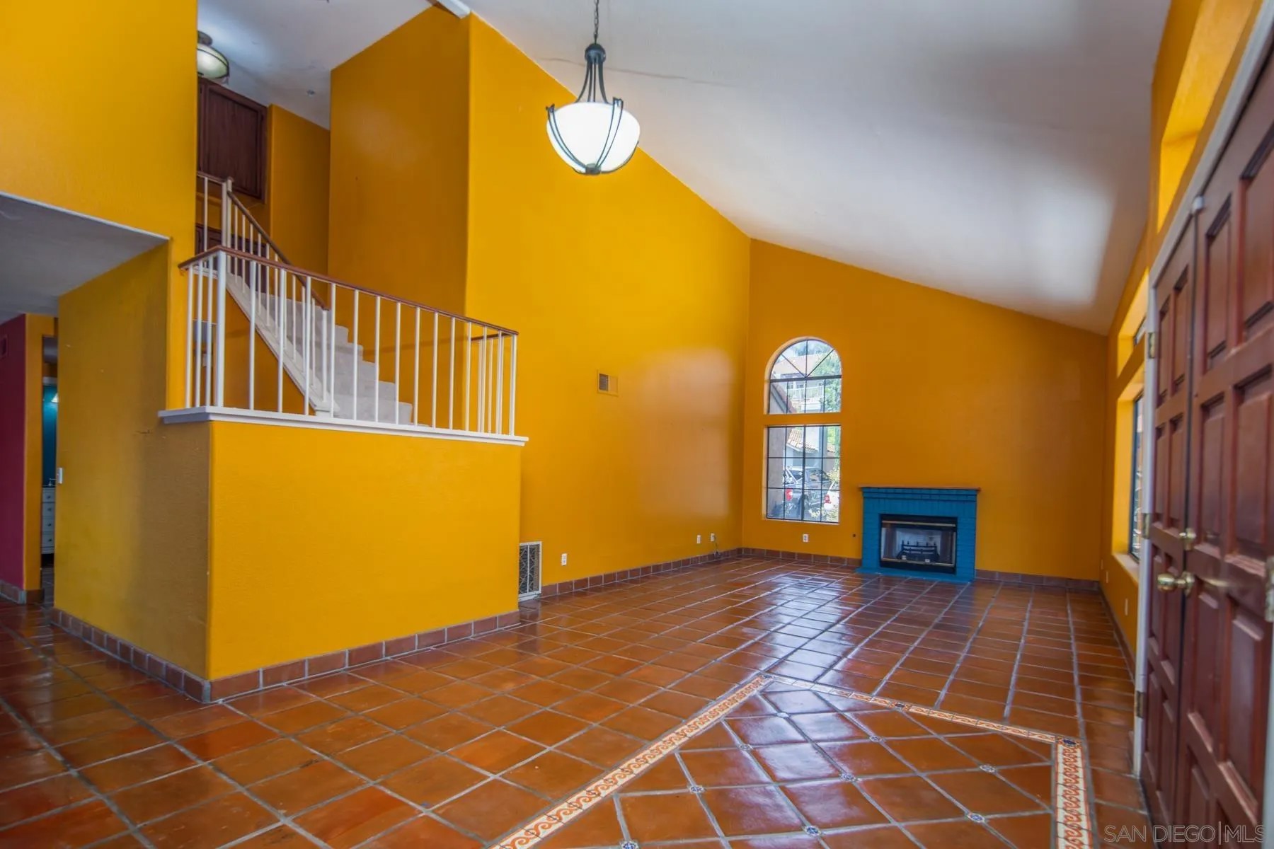 10145 Diamond Head Ct