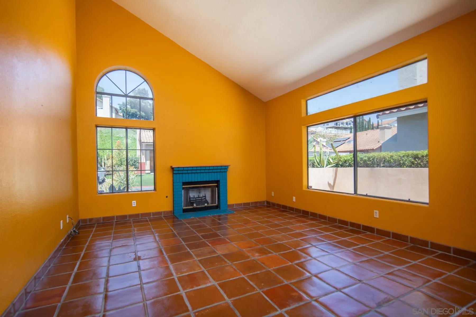 10145 Diamond Head Ct
