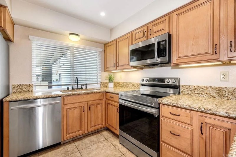 1312 Hawk Lane