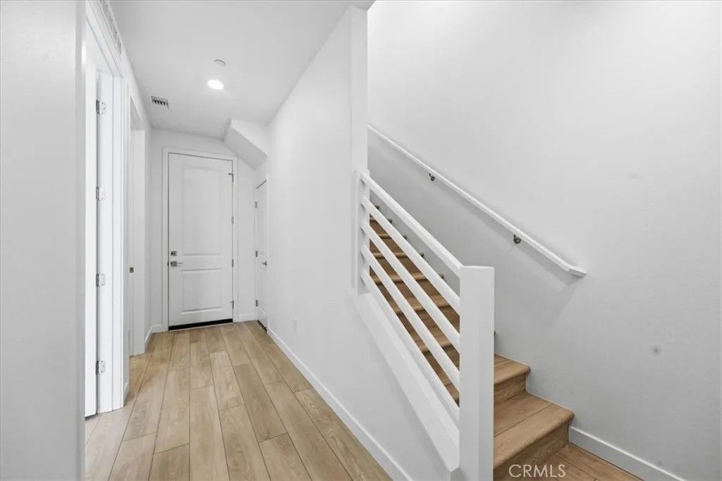 Photo of 27341 Bear Creek Lane, Valencia, CA 91381 (MLS # IV26044037)