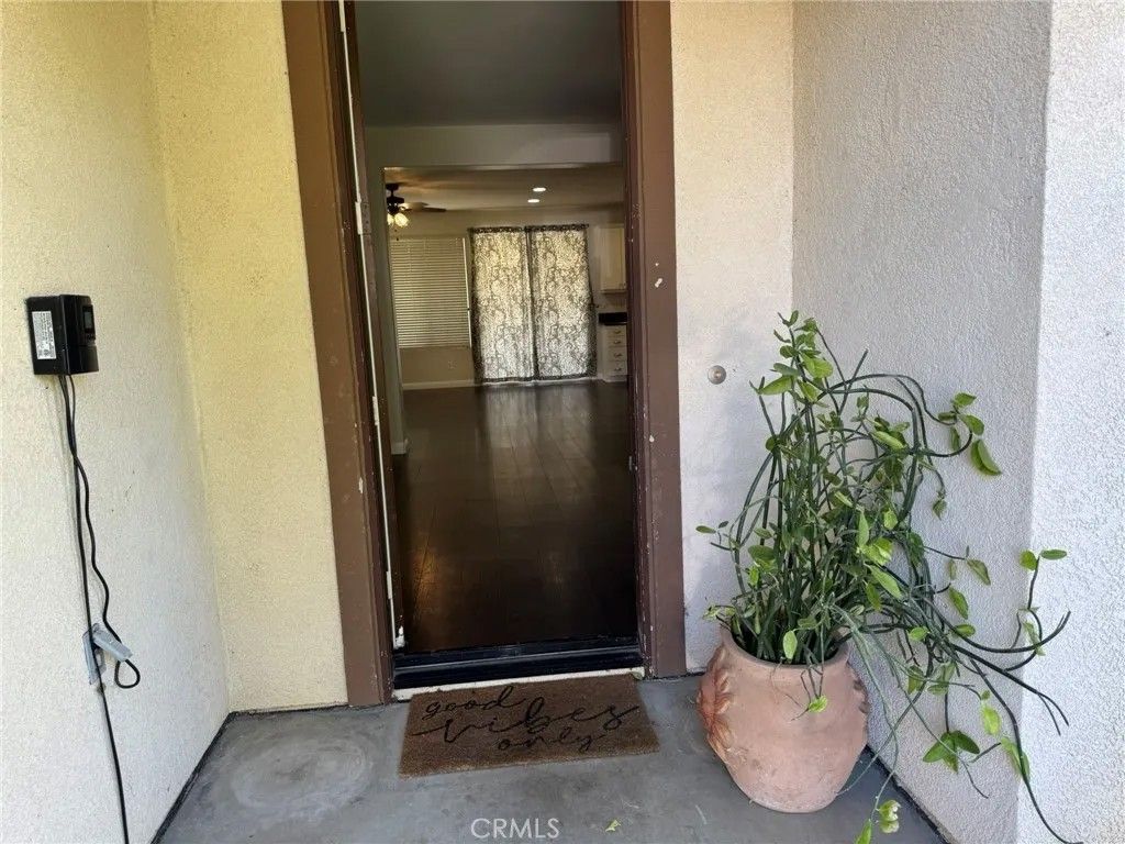 Photo of 35771 Bobcat Way, Murrieta, CA 92563 (MLS # SW26060768)