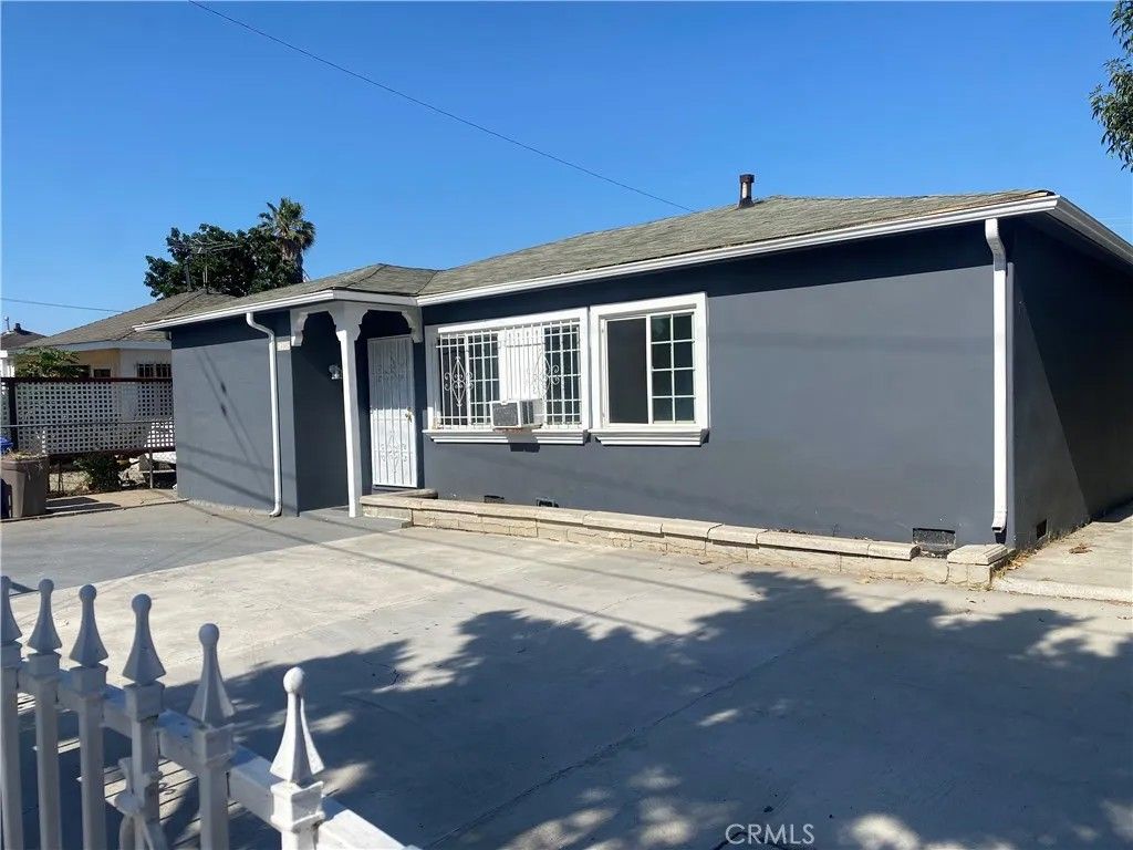 Photo of 13107 Jarvis Avenue #A, Los Angeles, CA 90061 (MLS # IN26090173)