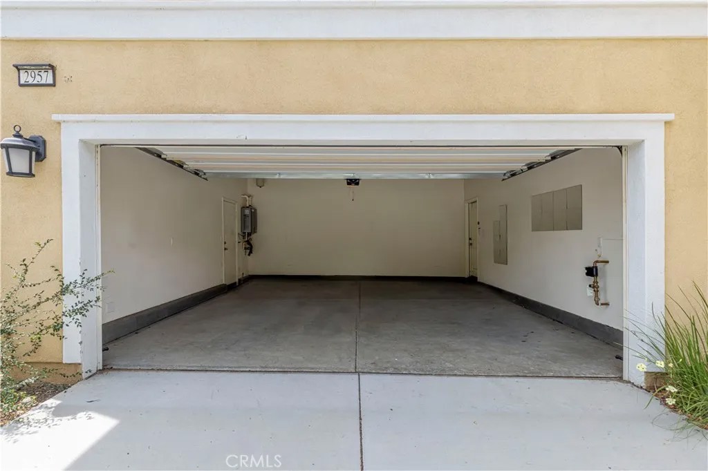 2957 Flagstaff