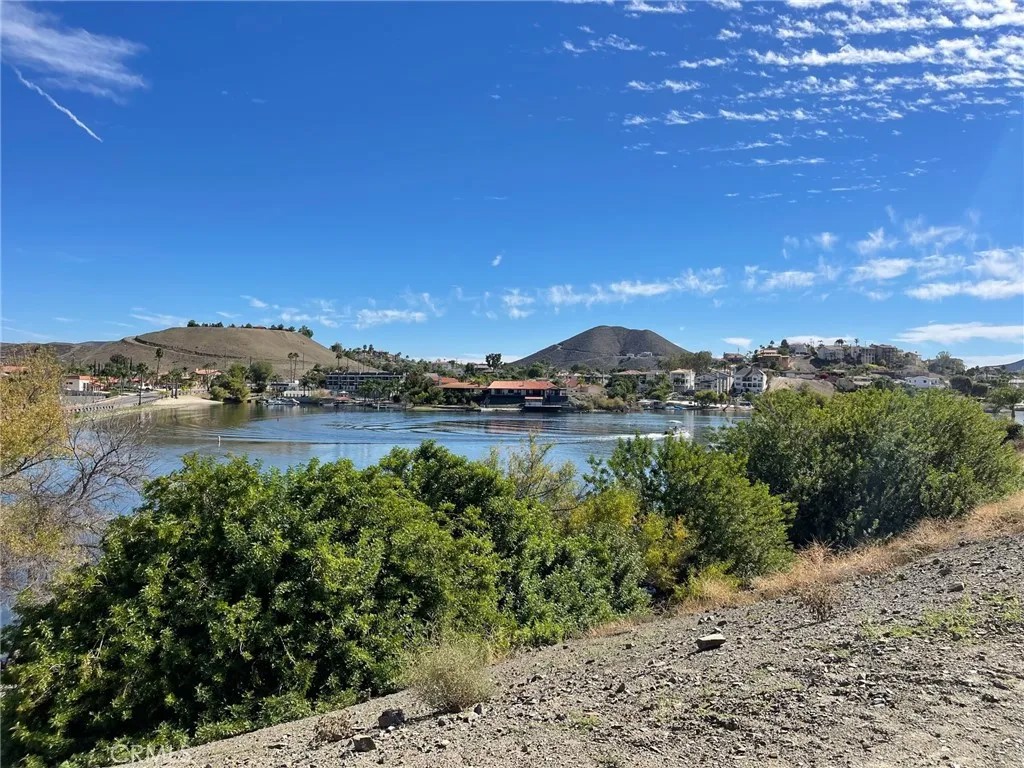 21943 San Joaquin