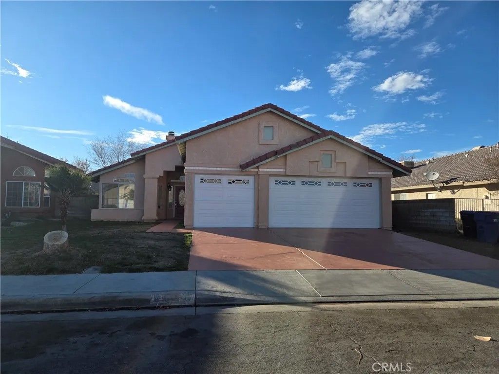 Photo of 44707 Cerisa St, Lancaster, CA 93535 (MLS # SR26012629)