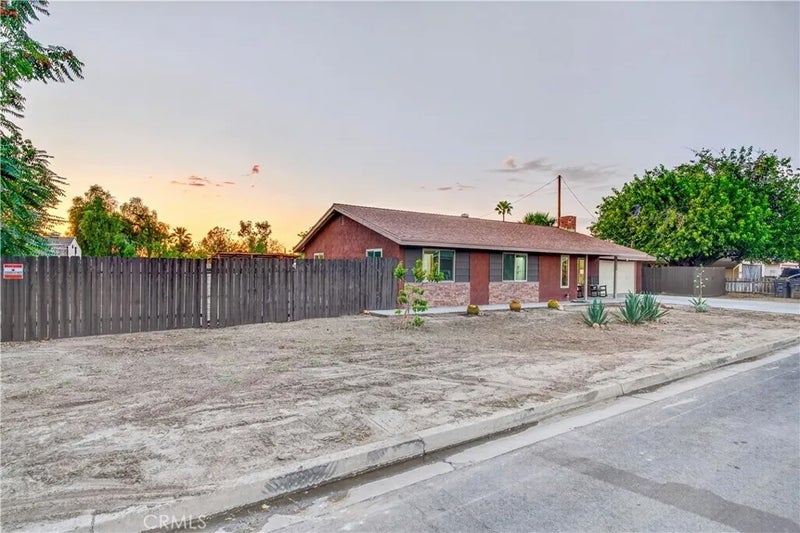 26201 Camas