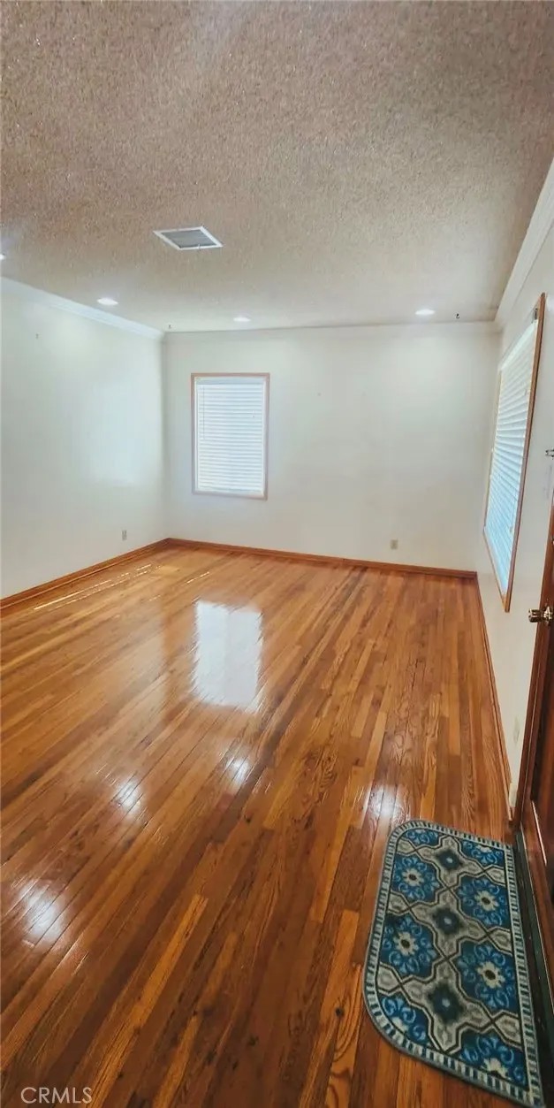 4860 W 133rd