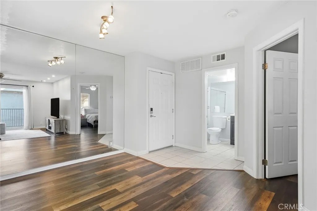 3078 Broadway 316