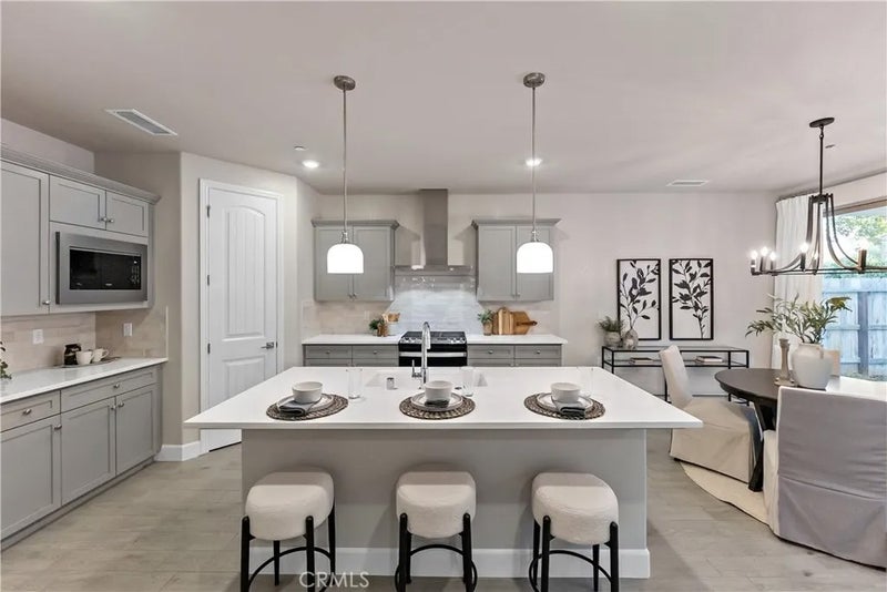 8649 N Whistler Drive