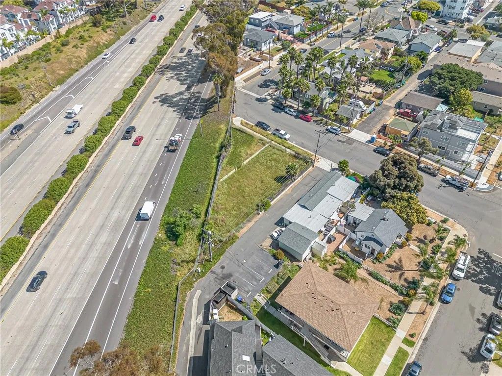 Photo of 910 Windward Way, Oceanside, CA 92054 (MLS # SB26058223)