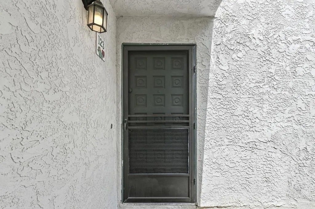 Photo of 2308 Altisma Way #123, Carlsbad, CA 92009 (MLS # NDP2508114)