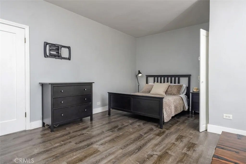 325 W 3rd Street 204