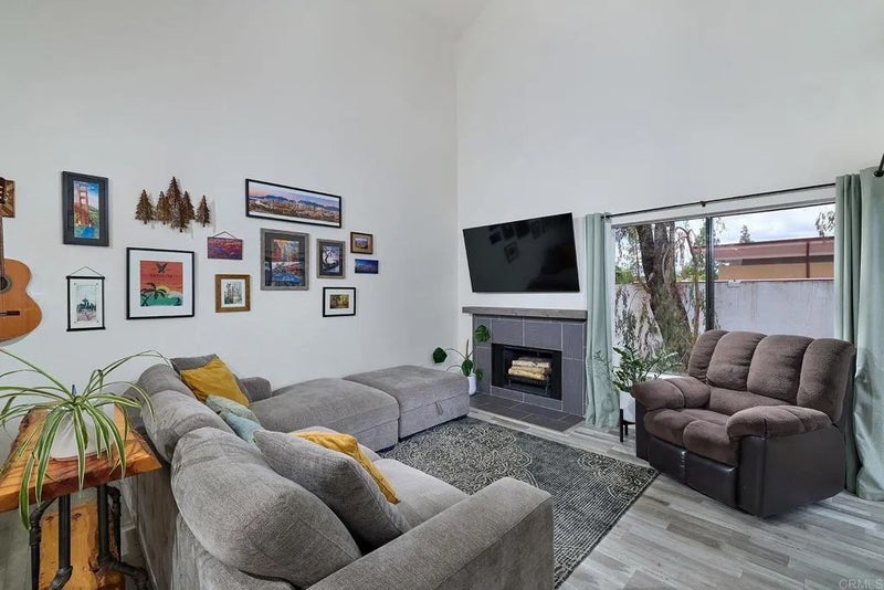 1935 Sunset Drive 45
