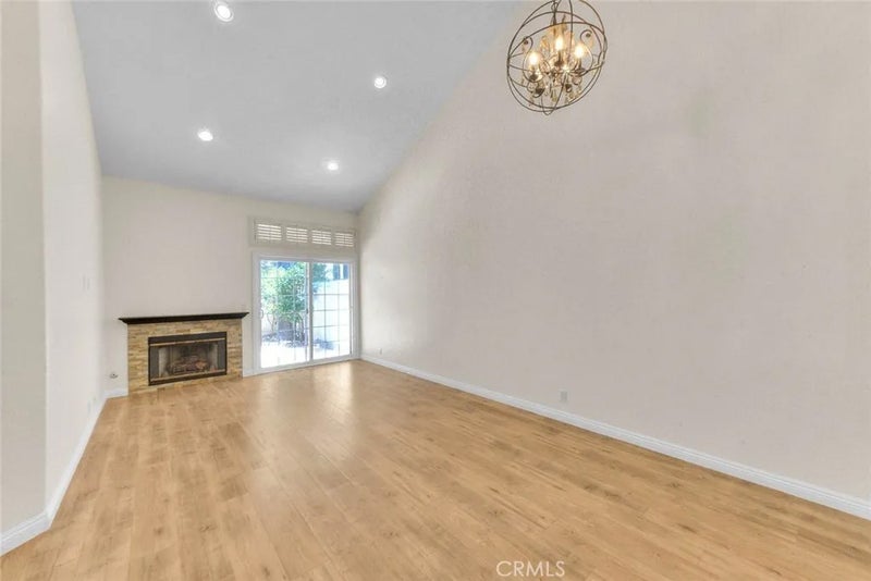 2929 Crape Myrtle