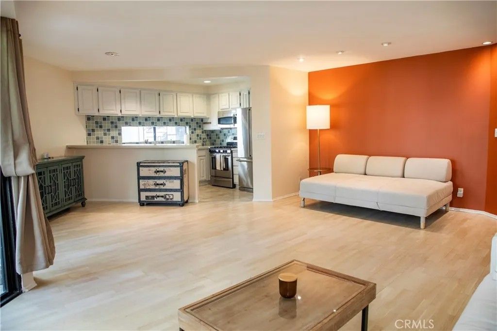Photo of 950 N Kings Rd #245, West Hollywood, CA 90069 (MLS # SR26031629)