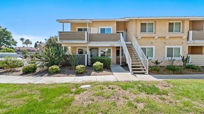 3732 Oak Creek H
