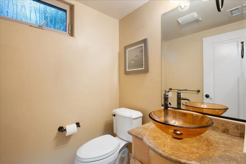 Photo of 750 Island Court, San Diego, CA 92109 (MLS # 260001985)