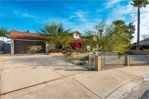 Photo of 1116 W Craig St, Rialto, CA 92377 (MLS # PW26047667)