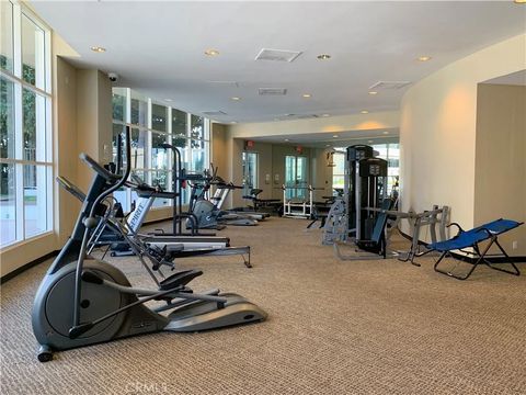 Tiny photo for 700 E Ocean Blvd #2308, Long Beach, CA 90802 (MLS # PW25246601)